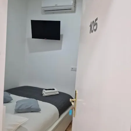 Quarto em Acomodações Particulares Pensamento Inedito 55 Lisboa