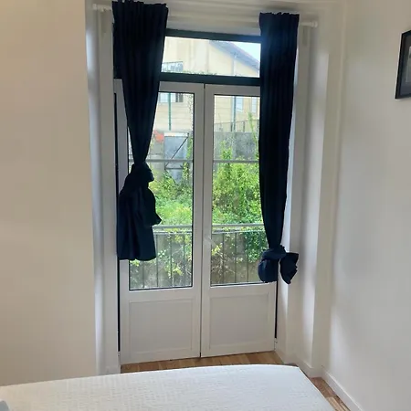 Pensamento Inedito 55 Rum i privatbostad Lisboa