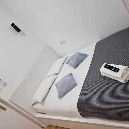 Pensamento Inedito 55 Quarto em Acomodações Particulares Lisboa